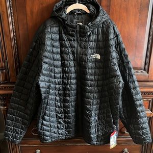 Men’s black The North Face jacket